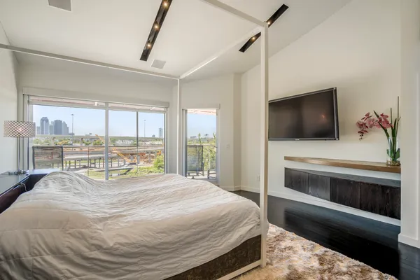 $1,500,000 | 102 Quitman Street, Unit 405, Houston, TX 77009