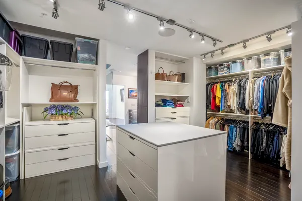 $1,500,000 | 102 Quitman Street, Unit 405, Houston, TX 77009