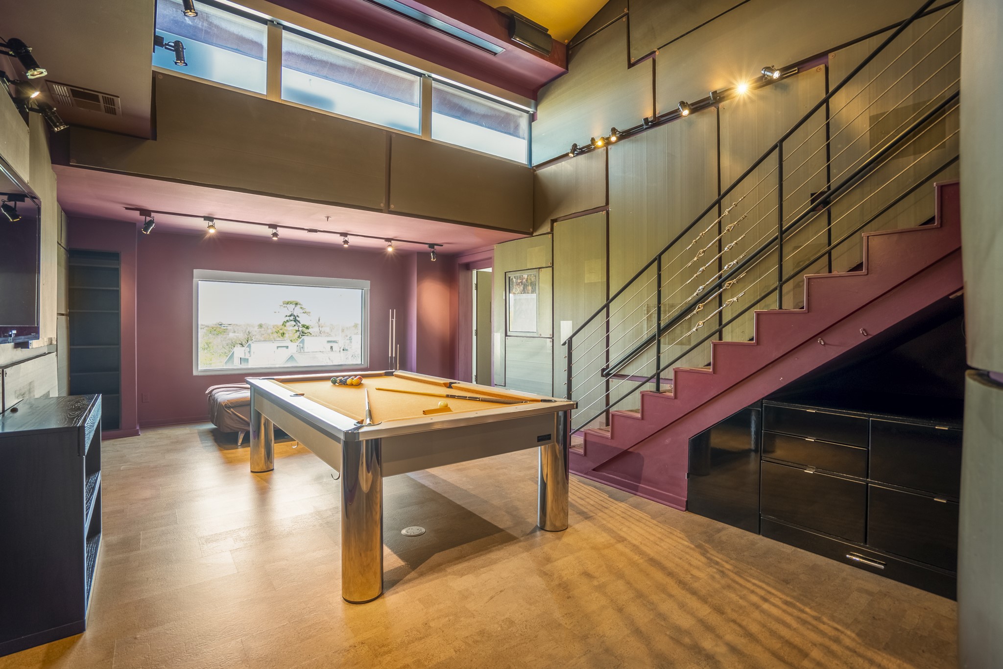 102 Quitman Street, Unit 405 Houston, TX 77009 - Photo 34 of 46 a room with pool table and windows