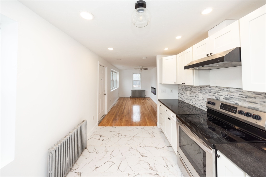 19 Assabet Lane Worcester, MA 01602 - Photo 5 of 38