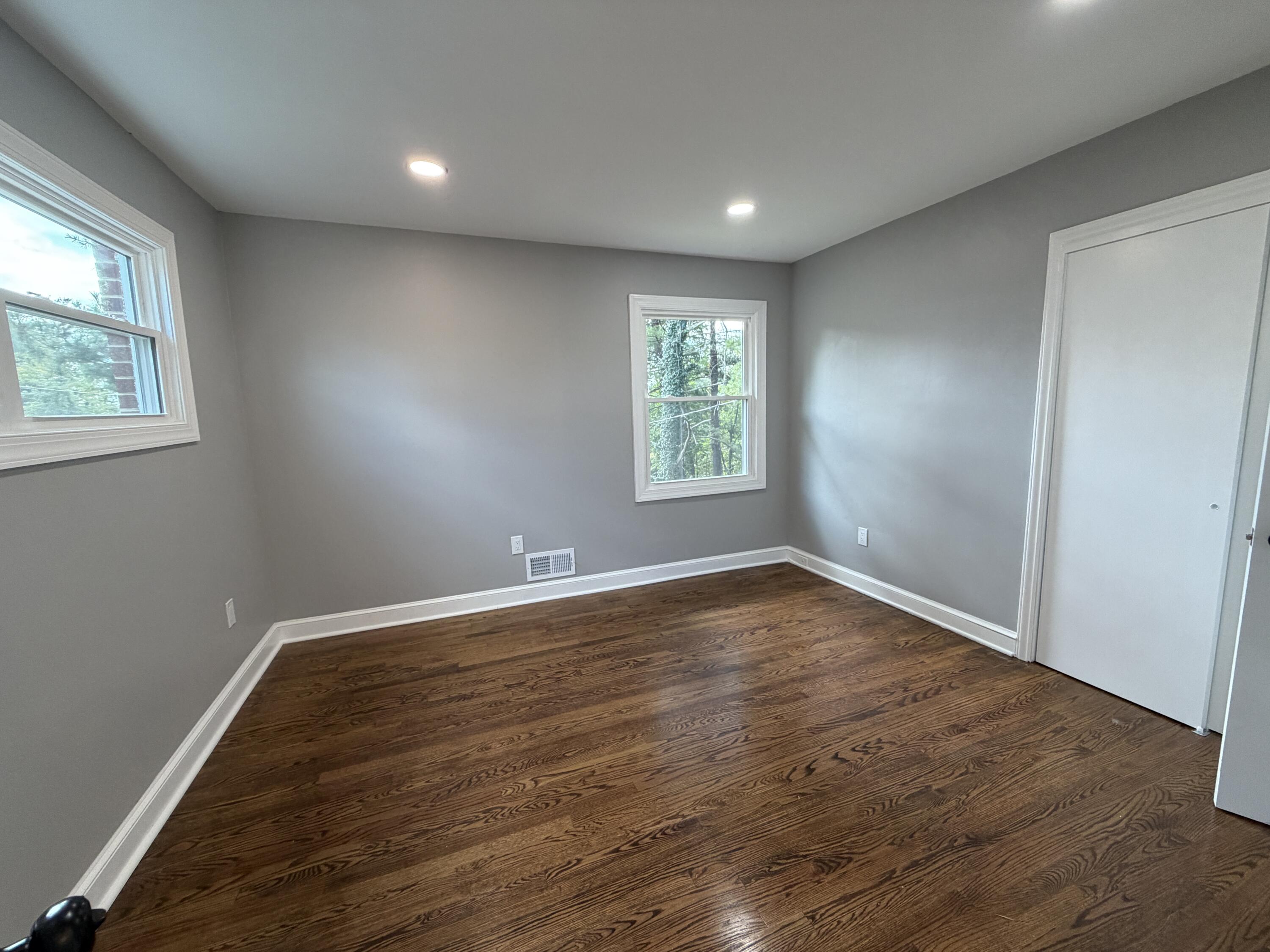 3442 Kershaw Road Northwest Roanoke, VA 24017 - Photo 17 of 29 Primary bedroom