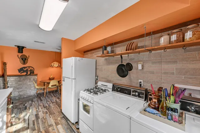 $369,900 | 5040 Lakeview Avenue, Richfield, WI 53033