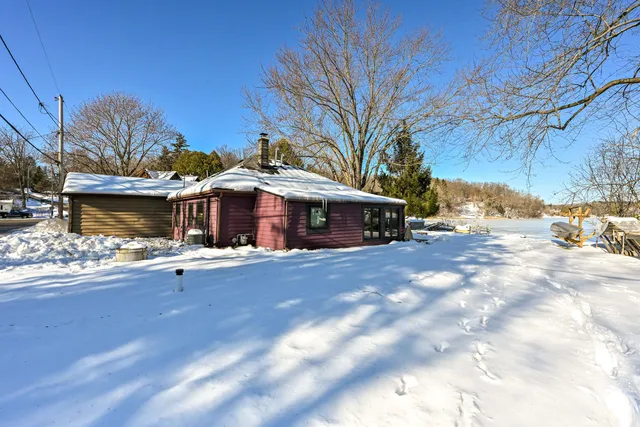 $369,900 | 5040 Lakeview Avenue, Richfield, WI 53033