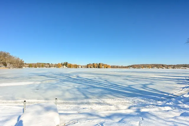 $369,900 | 5040 Lakeview Avenue, Richfield, WI 53033