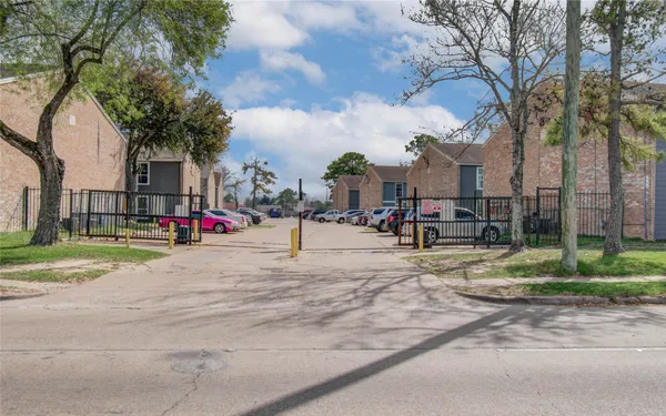 $65,000 | 8034 Antoine Drive, Unit 223, Houston, TX 77088