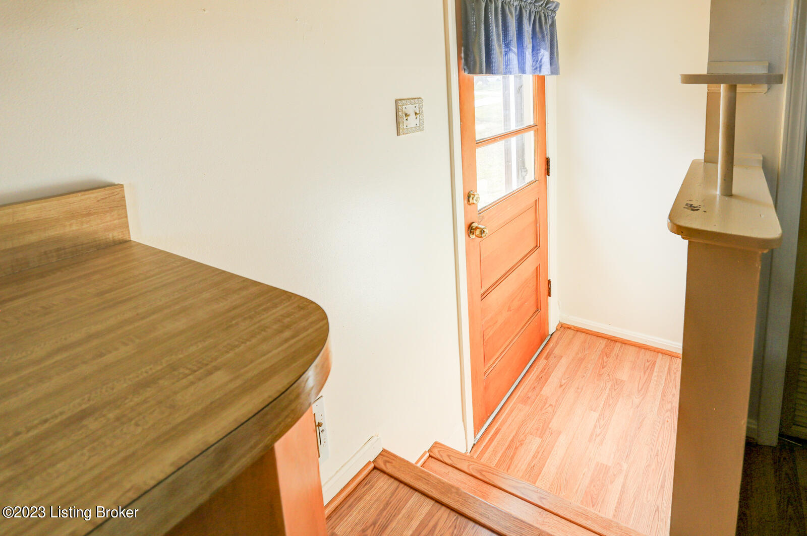 8221 Delido Road Louisville, KY 40219 - Photo 26 of 48 Delido00027