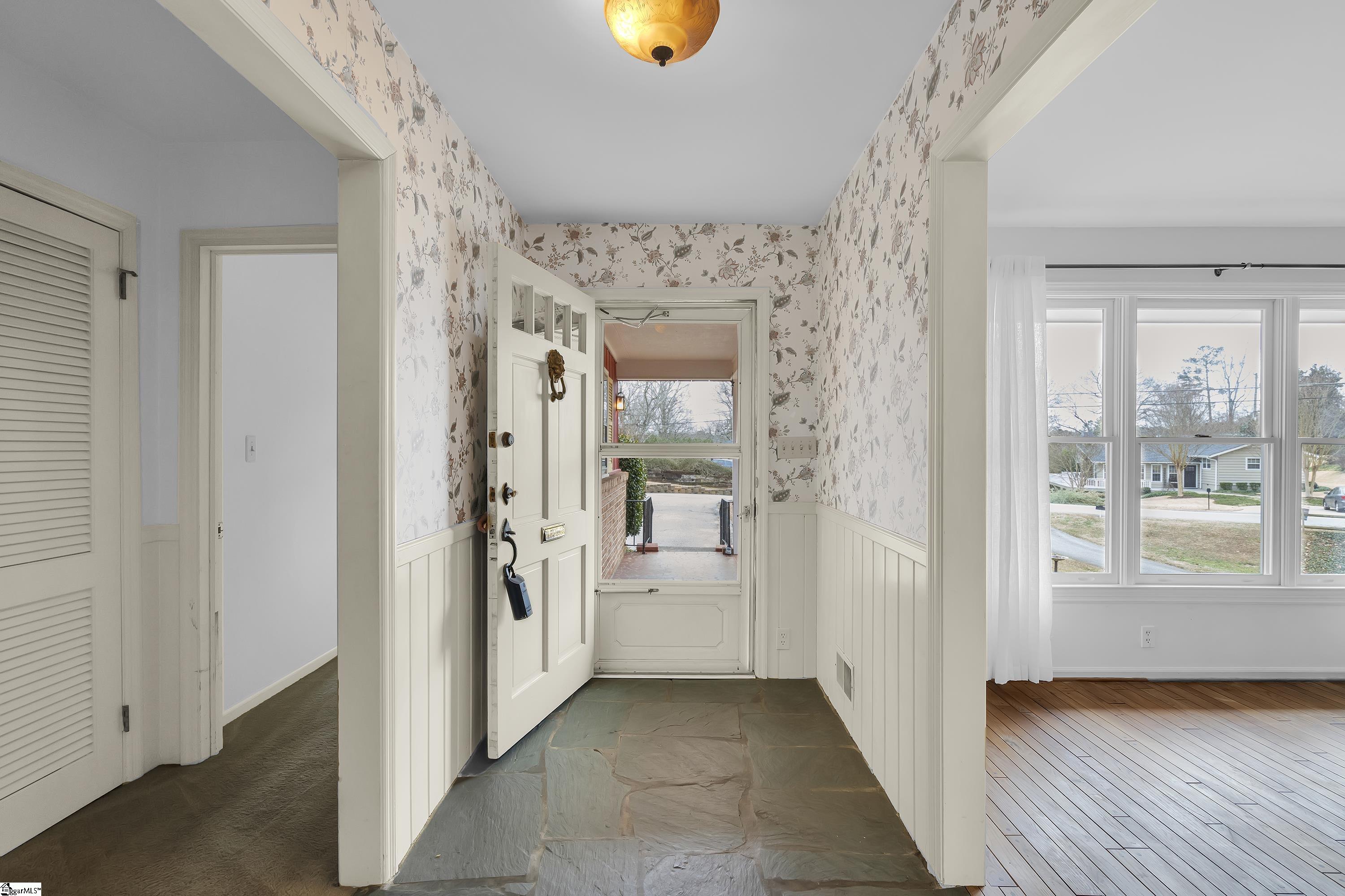 221 Emory Road Spartanburg, SC 29307 - Photo 5 of 24 Gallery Image 5