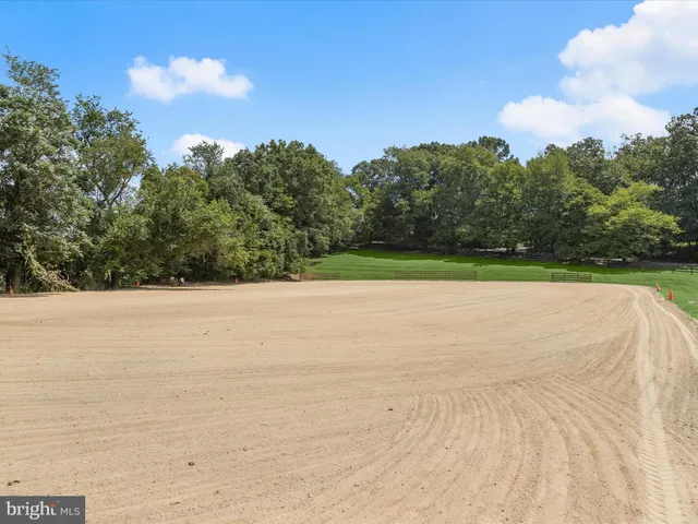 $2,200,000 | 10901 Moxley Road, Damascus, MD 20872