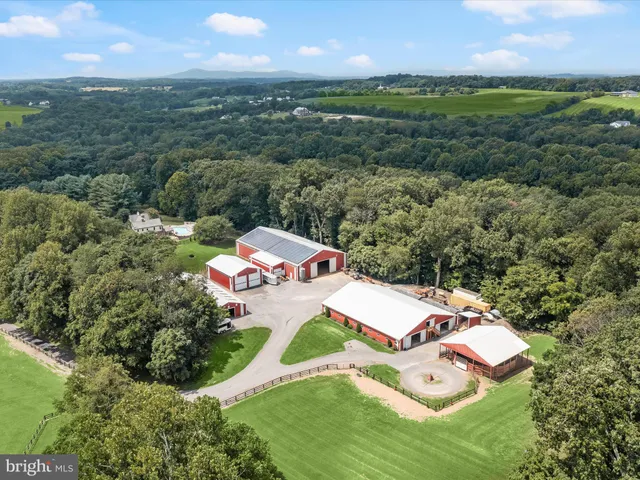 $2,200,000 | 10901 Moxley Road, Damascus, MD 20872