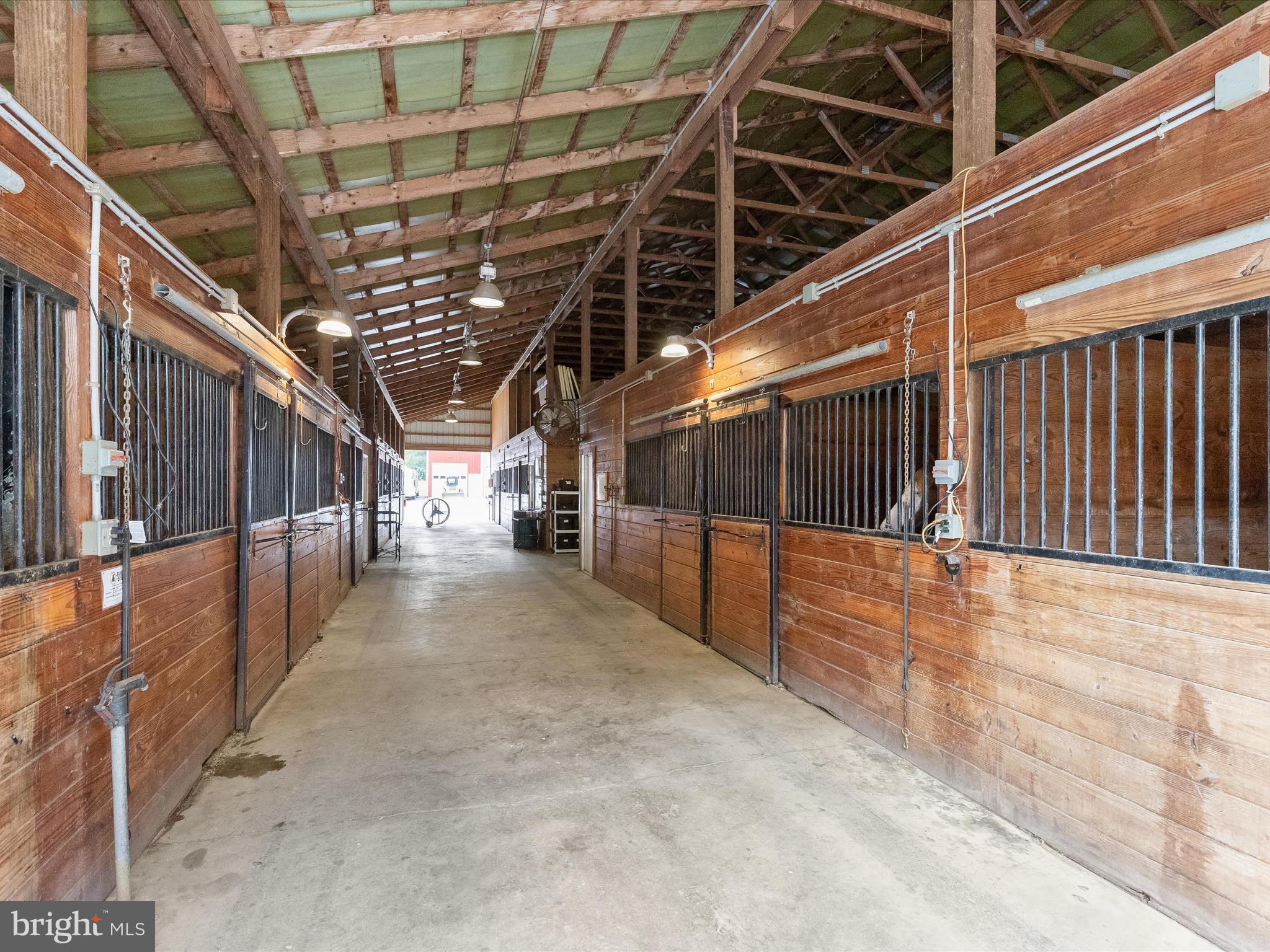 10901 Moxley Road Damascus, MD 20872 - Photo 69 of 148 Main Barn