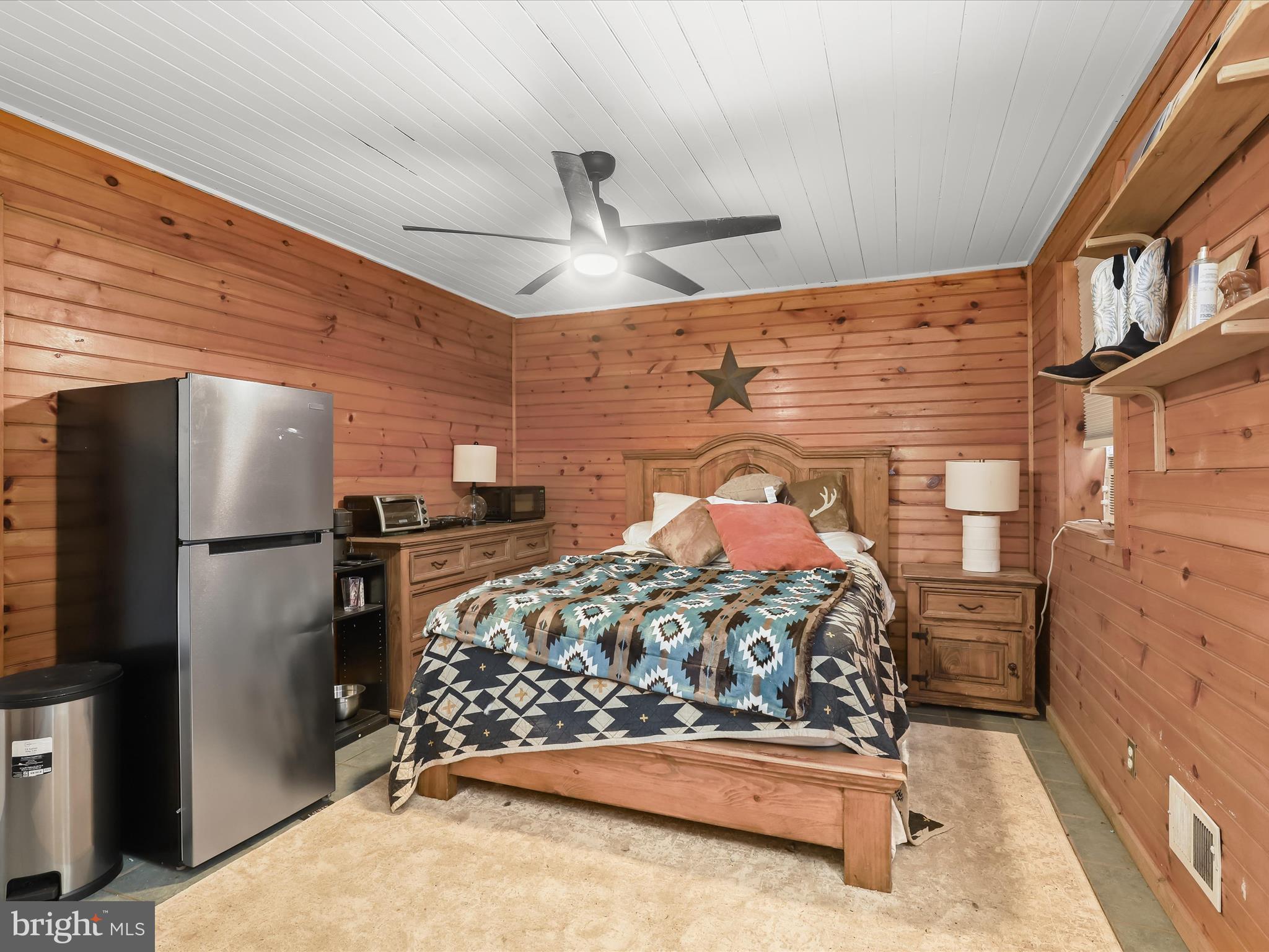 10901 Moxley Road Damascus, MD 20872 - Photo 100 of 148 9 Stall Barn Studio with En-Suite