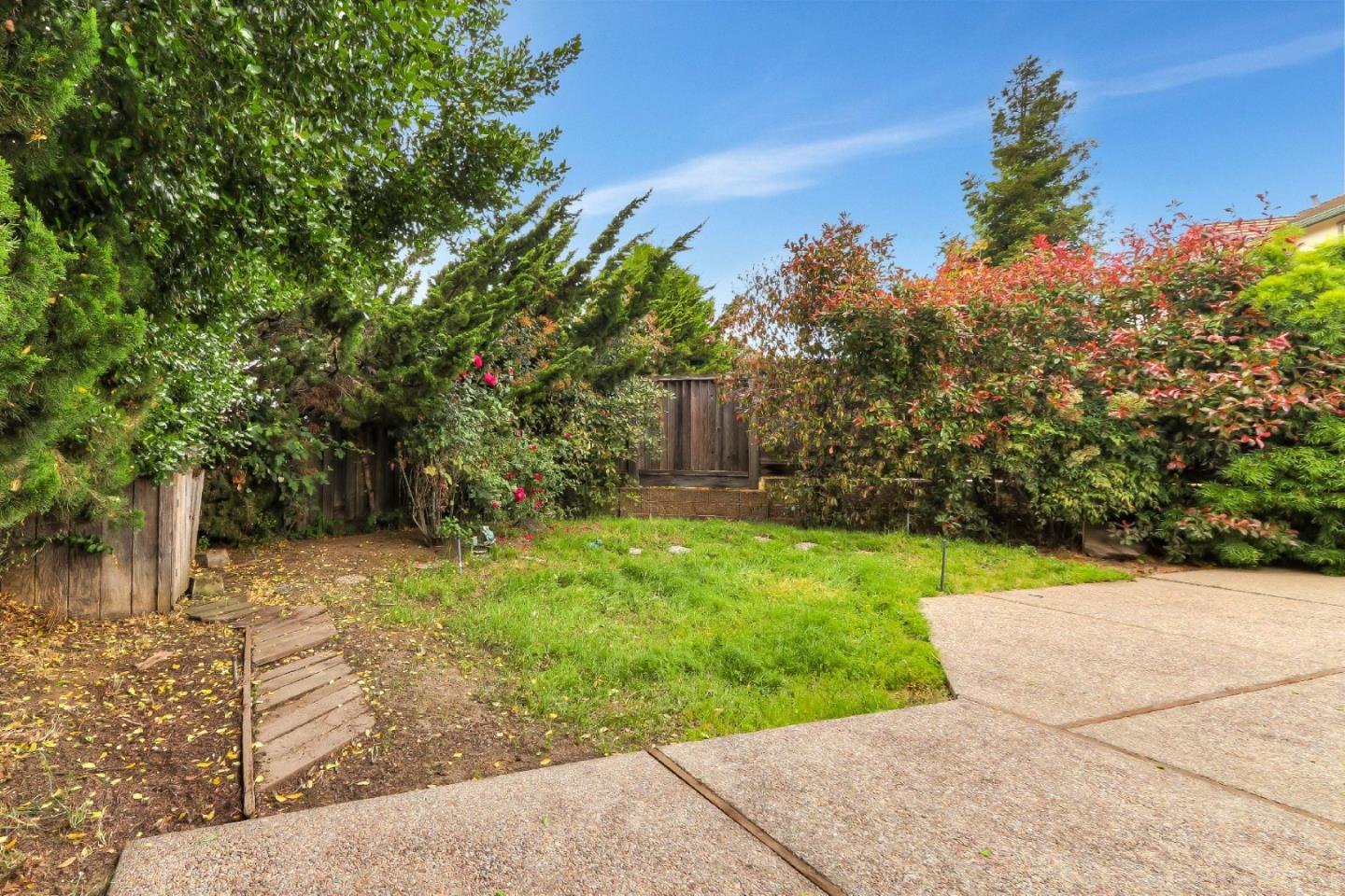 232 Edwin Way Hayward, CA 94544 - Photo 17 of 24 Gallery Image 17