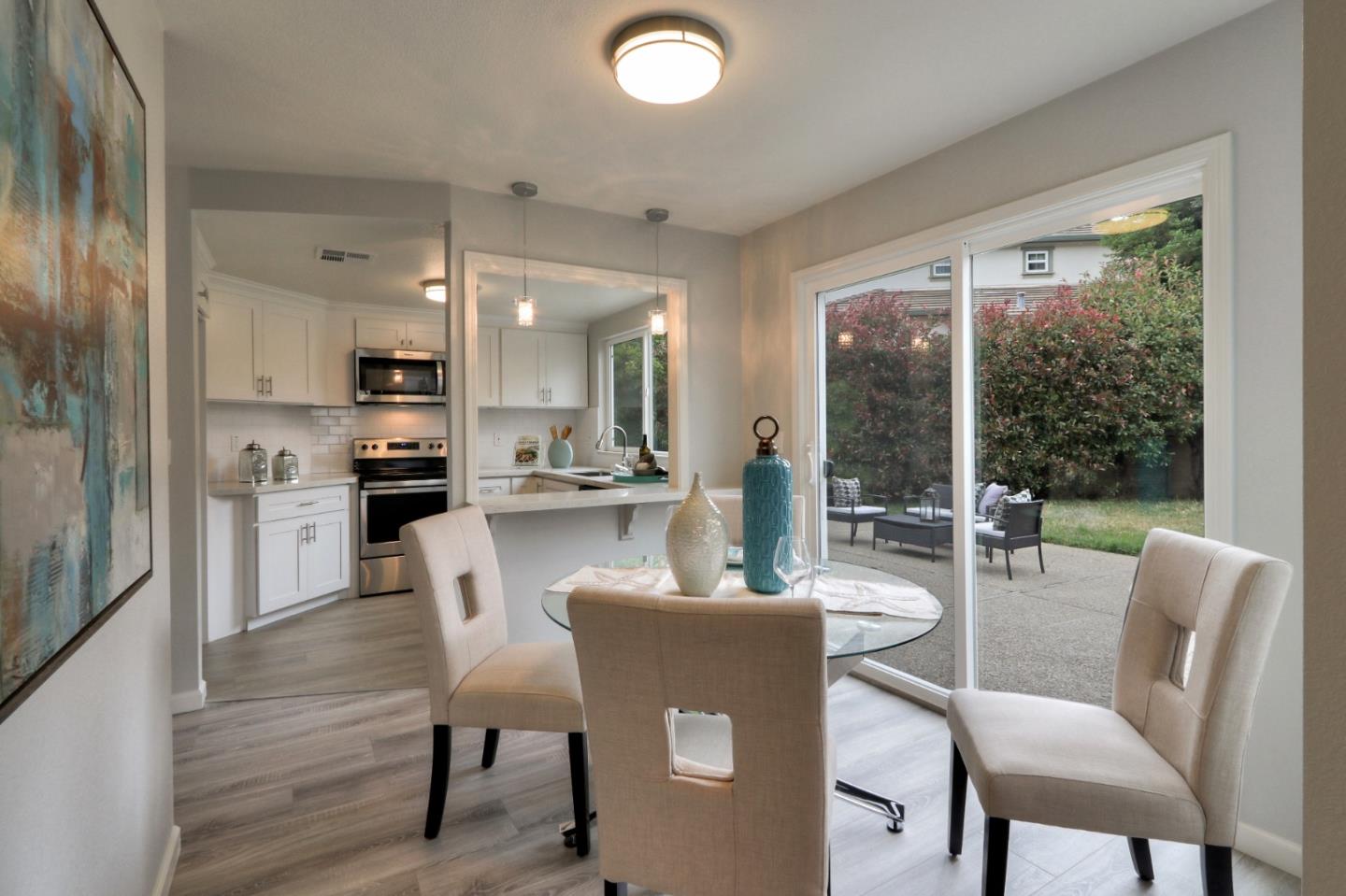 232 Edwin Way Hayward, CA 94544 - Photo 4 of 24 Gallery Image 4