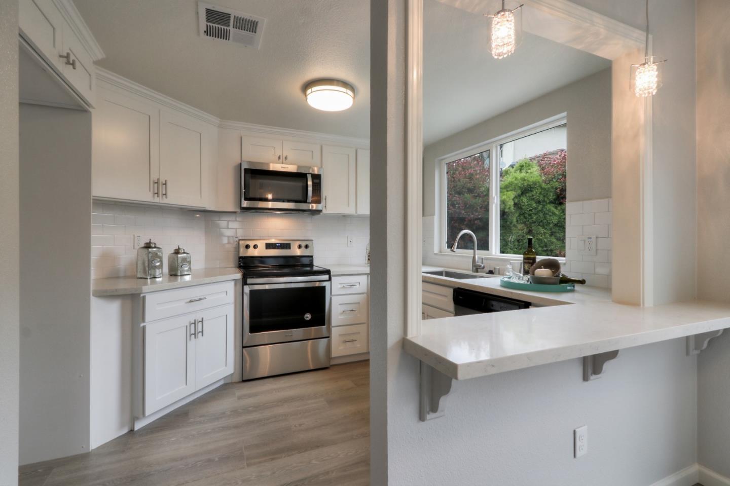 232 Edwin Way Hayward, CA 94544 - Photo 6 of 24 Gallery Image 6