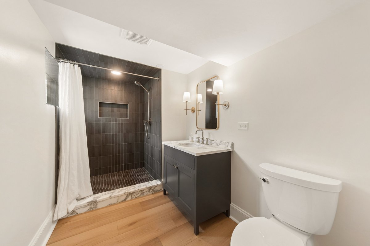 240 West St Charles Road Elmhurst, IL 60126 - Photo 31 of 41