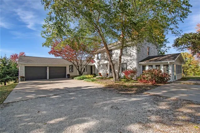 $769,000 | 1002 East Hubach Hill Road, Raymore, MO 64083