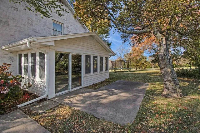 $769,000 | 1002 East Hubach Hill Road, Raymore, MO 64083