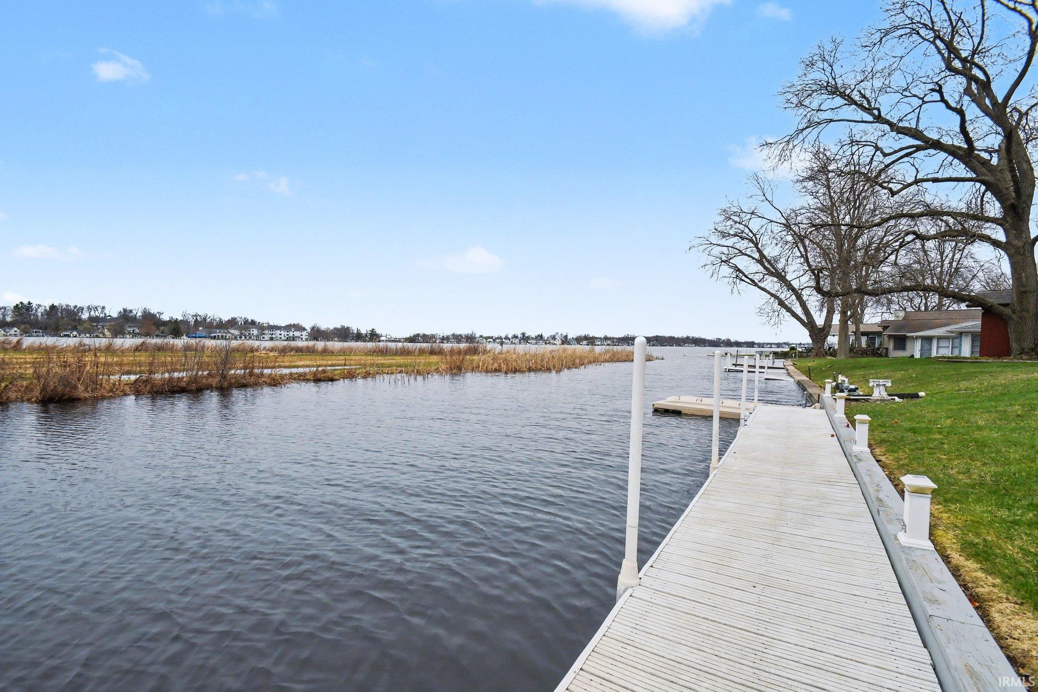 5940 East George Street Syracuse, IN 46567 - Photo 13 of 36
