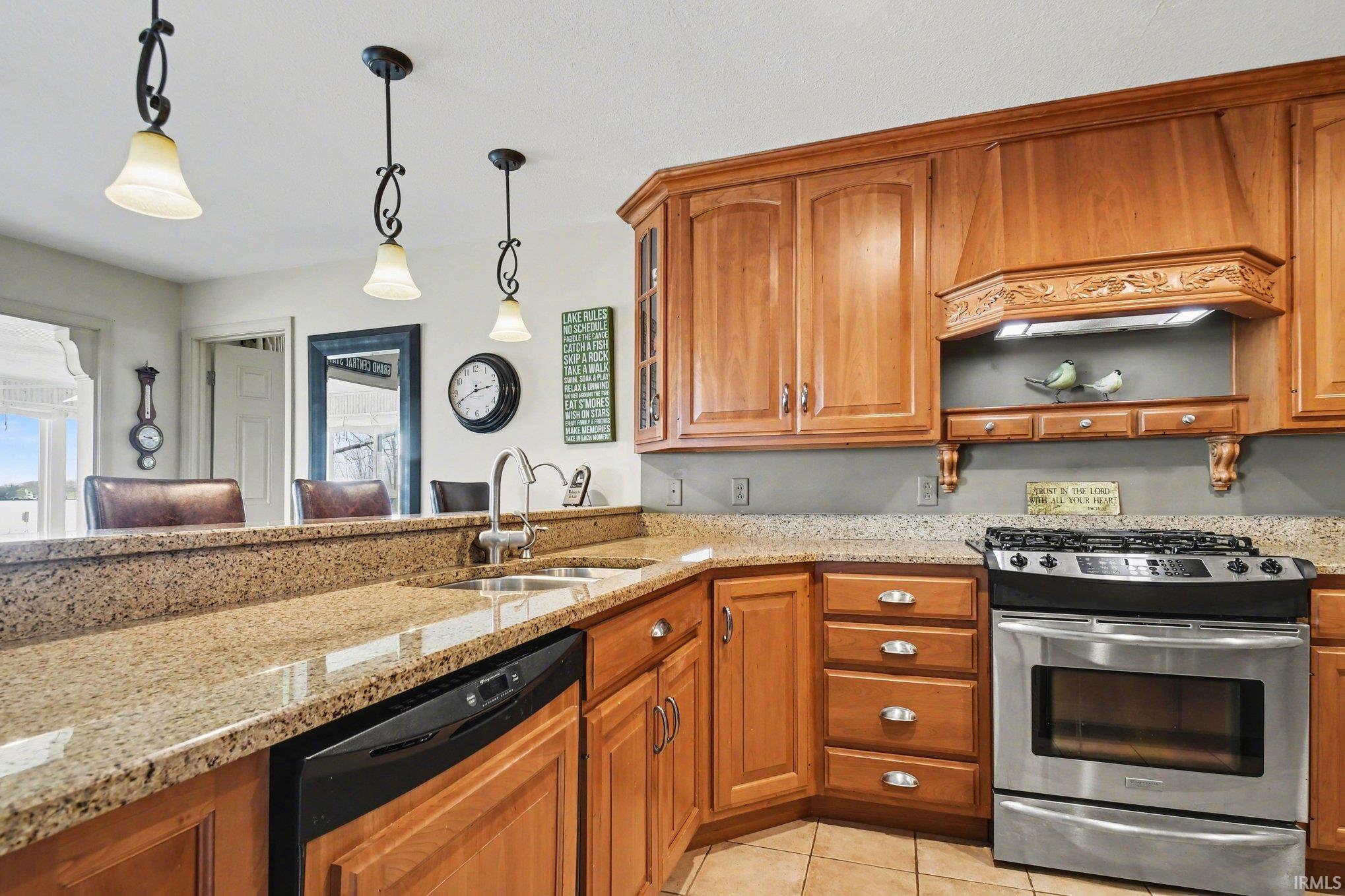 5940 East George Street Syracuse, IN 46567 - Photo 20 of 36