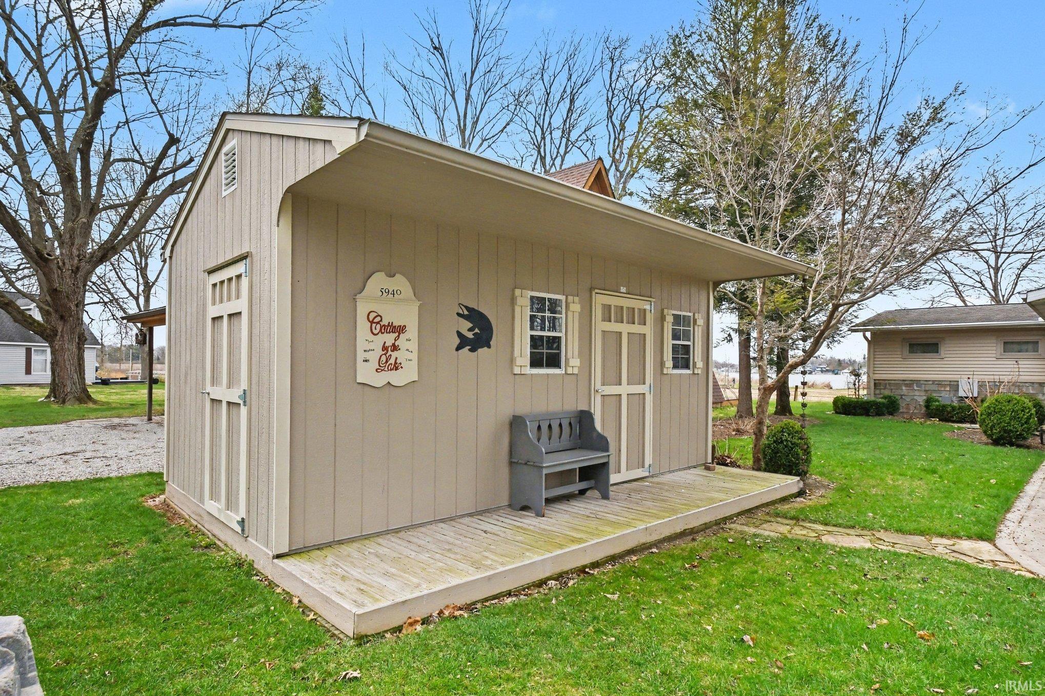 5940 East George Street Syracuse, IN 46567 - Photo 10 of 36