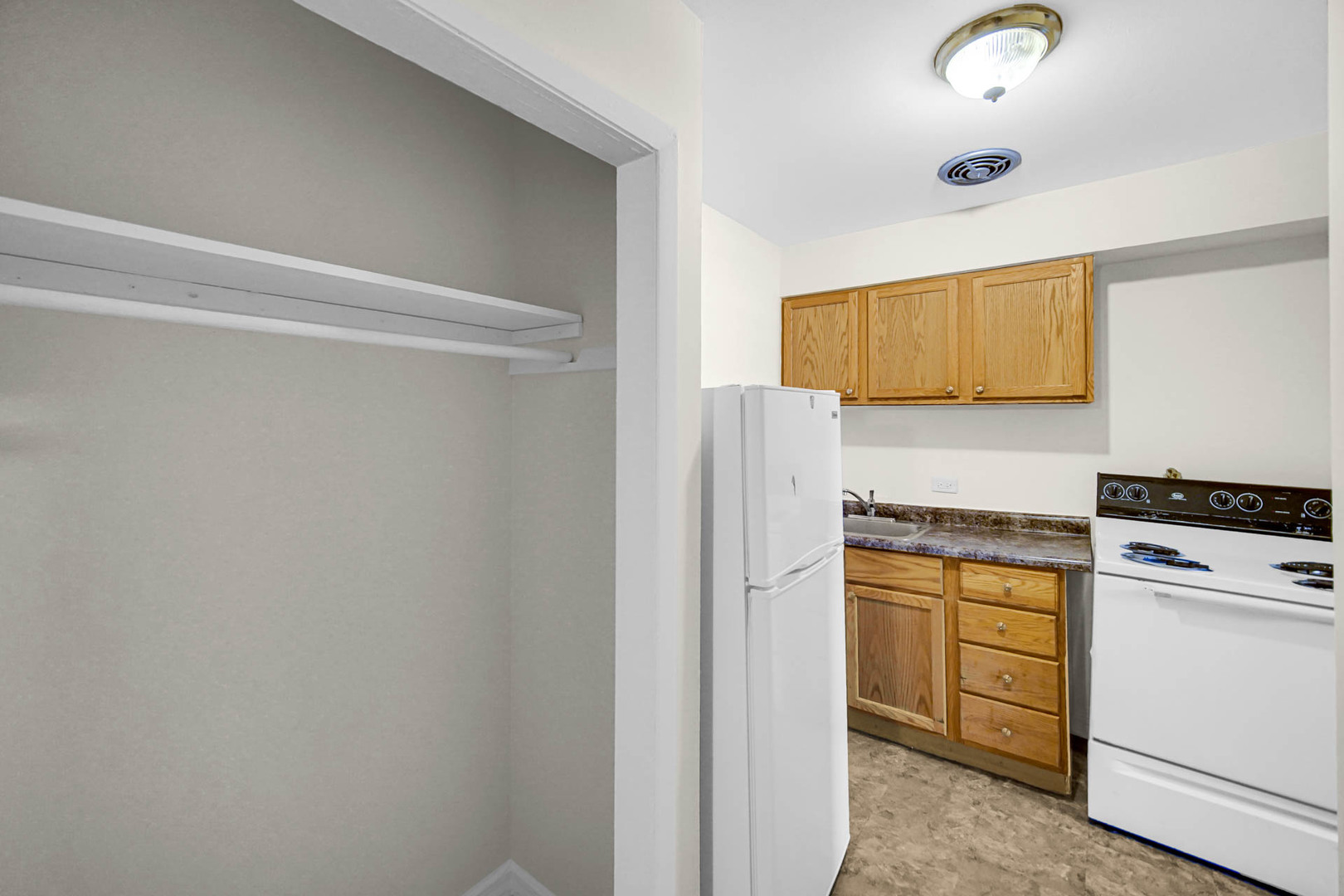 184 West 147th Street Harvey, IL 60426 - Photo 15 of 19