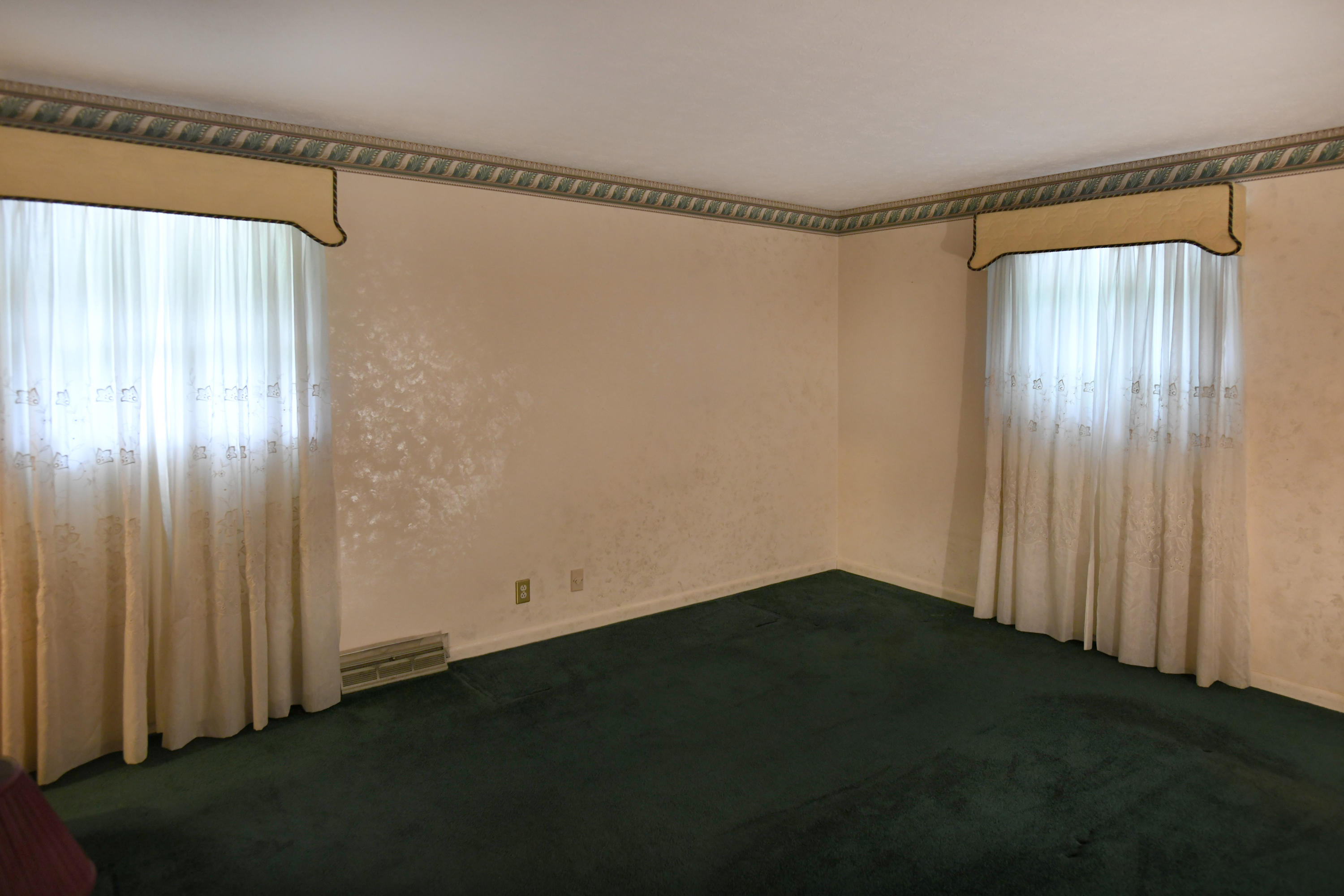 2006 Schaeffer Road Knoxville, TN 37932 - Photo 7 of 20 MASTER BEDROOM
