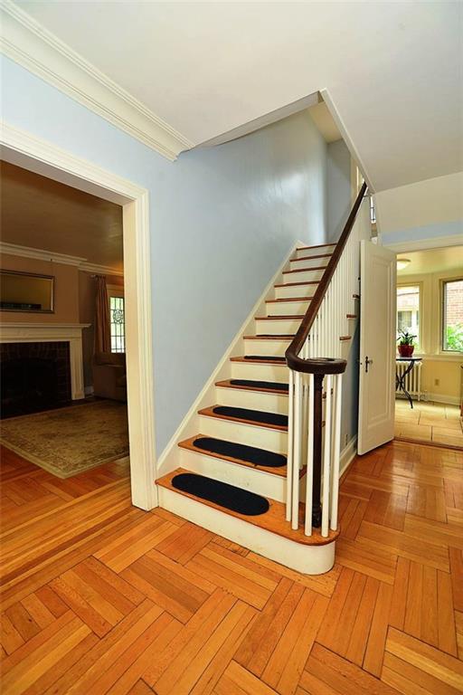 916 Wellesley Road Pittsburgh, PA 15206 - Photo 5 of 24 Gallery Image 5