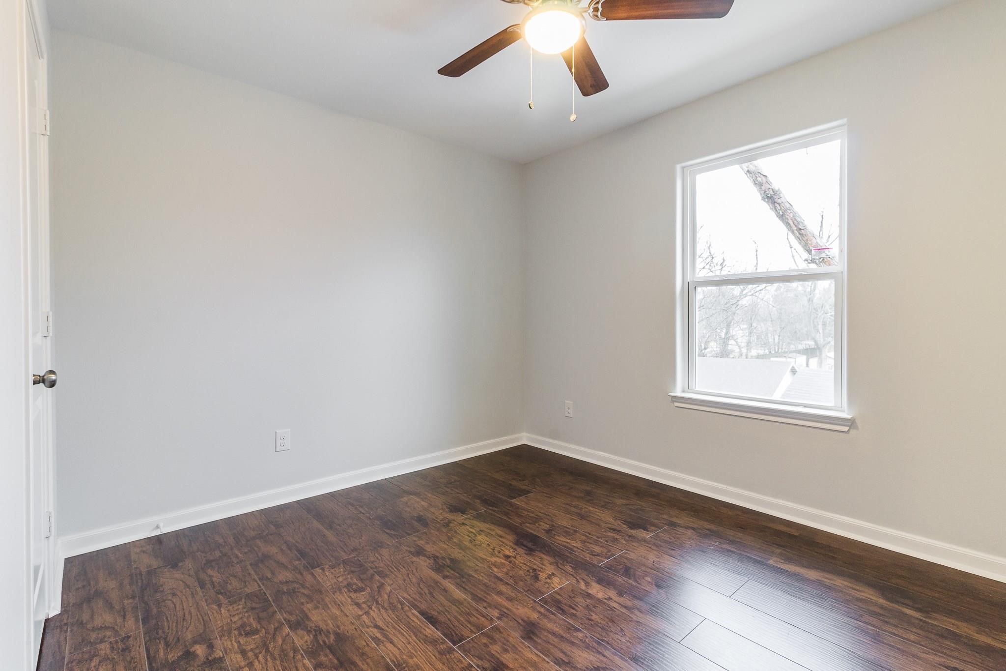 710 Barkley Street, Unit B Houston, TX 77022 - Photo 19 of 25