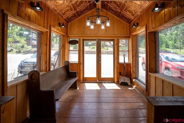 a view of an entryway