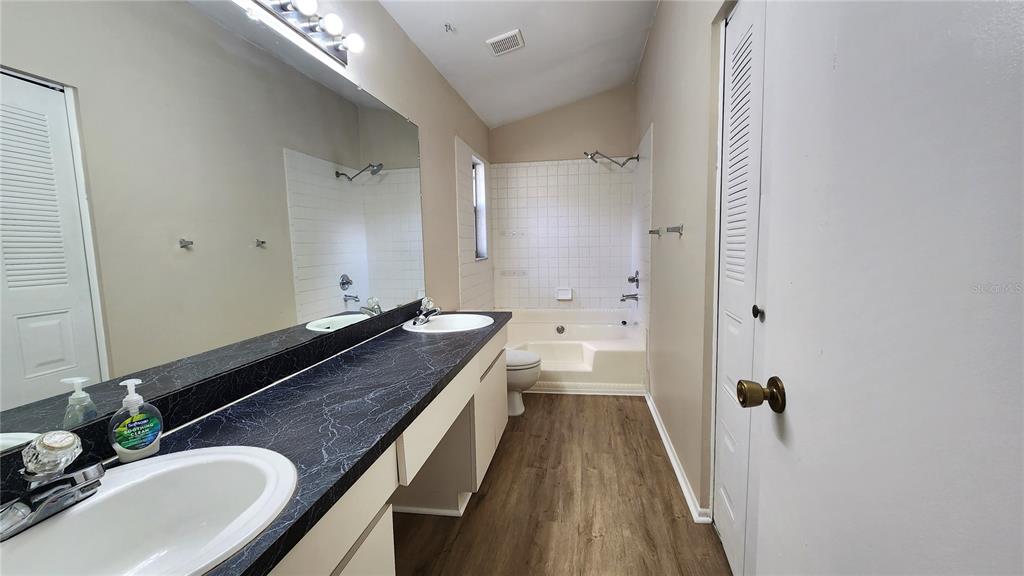 1633 Elk Spring Drive Brandon, FL 33511 - Photo 12 of 16