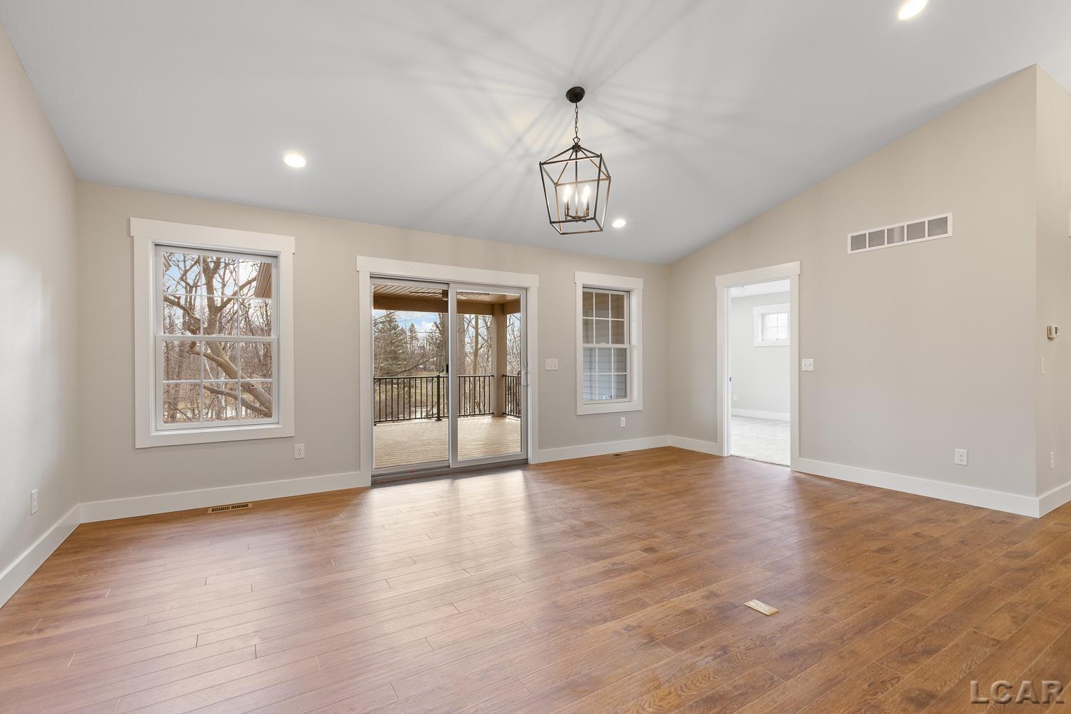 1637 Rivers Edge Court Adrian, MI 49221 - Photo 15 of 35 Gallery Image 15