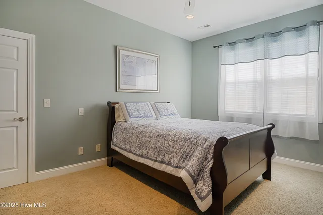 $1,950 | 8975 Smithfield Drive Northwest, Unit 2A, Calabash, NC 28467