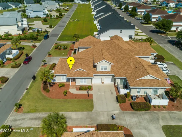 $1,950 | 8975 Smithfield Drive Northwest, Unit 2A, Calabash, NC 28467