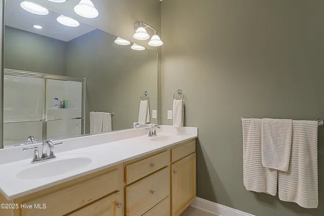 $1,950 | 8975 Smithfield Drive Northwest, Unit 2A, Calabash, NC 28467