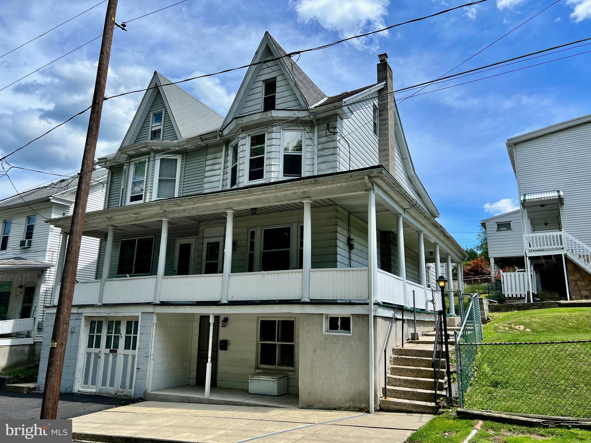 152 West Ridge Street Coaldale, PA 18218 - Photo 3 of 46 Gallery Image 3