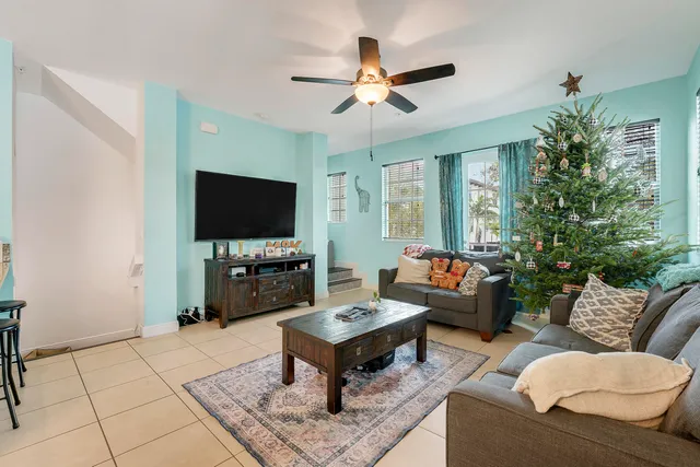 $560,000 | 2900 Southwest 119th Way, Miramar, FL 33025