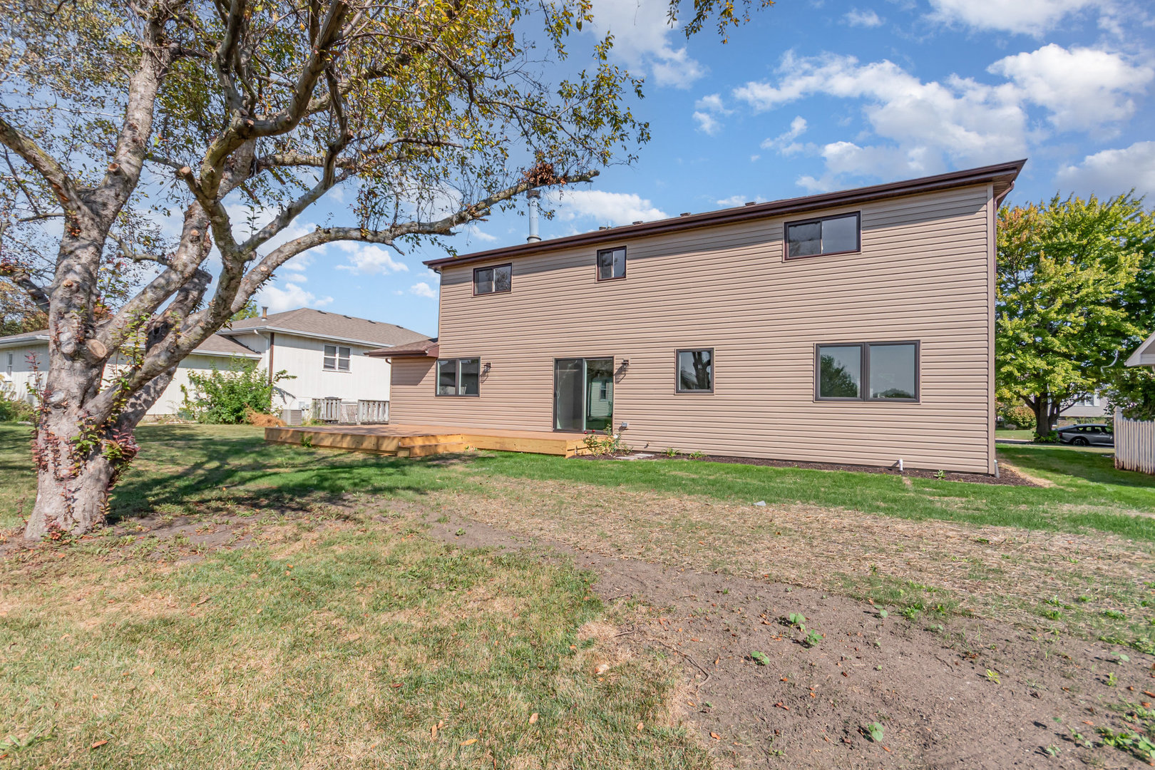 2380 Chestnut Lane Morris, IL 60450 - Photo 24 of 25 a view of a house with a yard