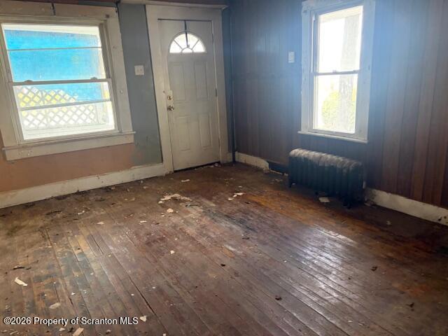 728 Main Street Vandling, PA 18421 - Photo 7 of 17 a view of an empty room and window