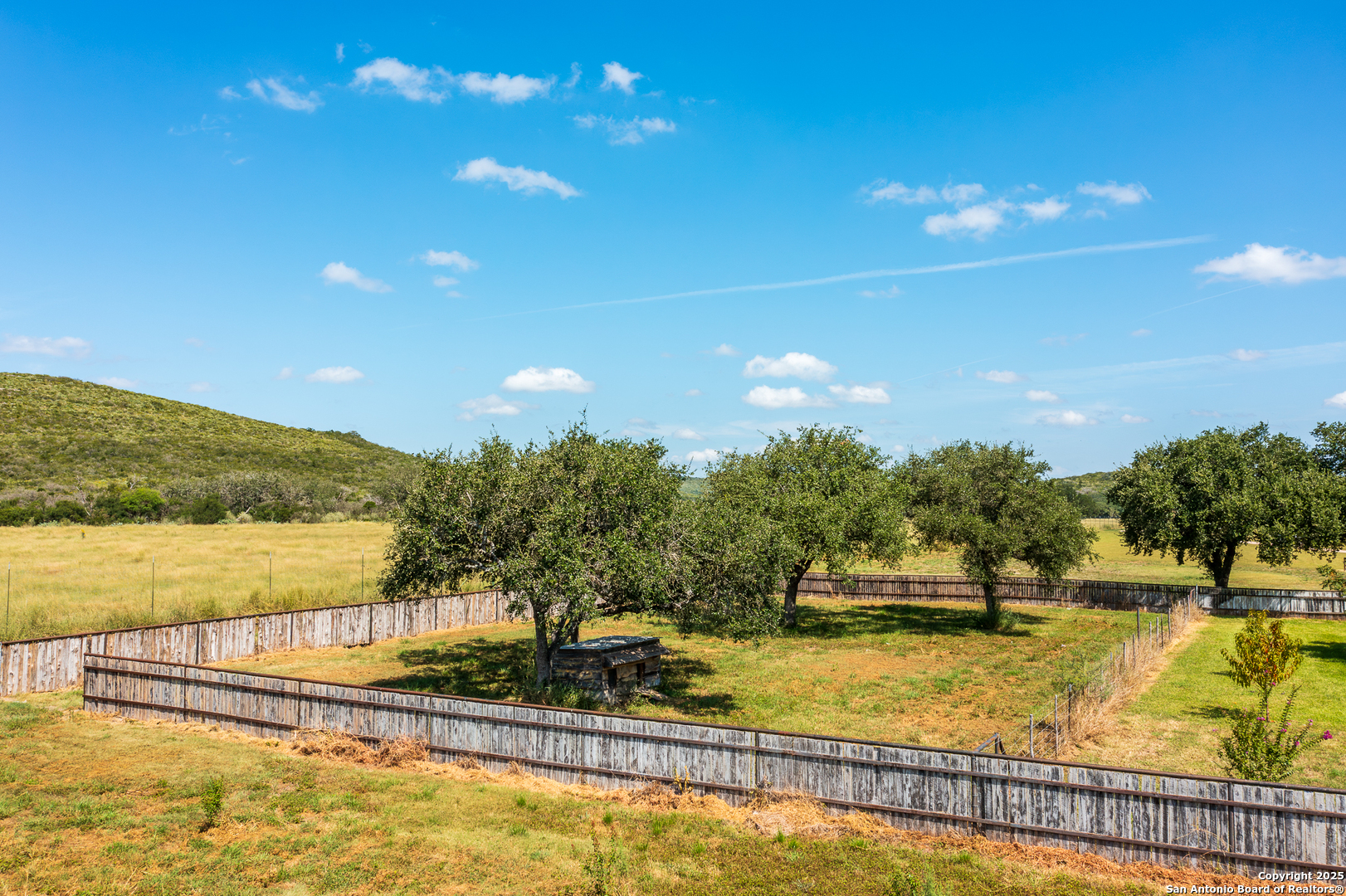 13831 Highway 127 Sabinal, TX 78881 - Photo 36 of 55