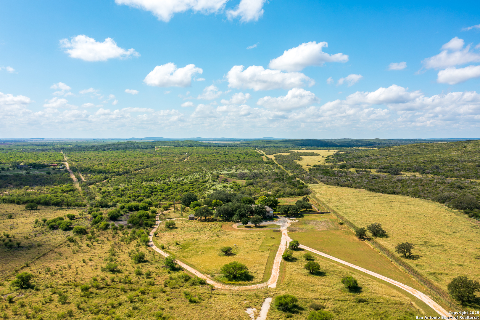 13831 Highway 127 Sabinal, TX 78881 - Photo 5 of 55 a view of an ocean and beach