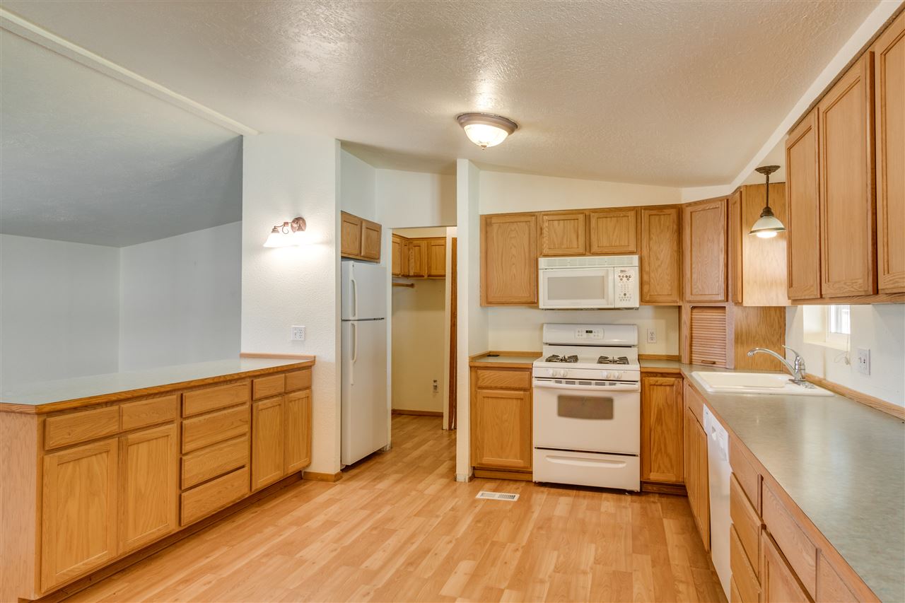 31006 North Spotted Road Deer Park, WA 99006 - Photo 6 of 20 Gallery Image 6