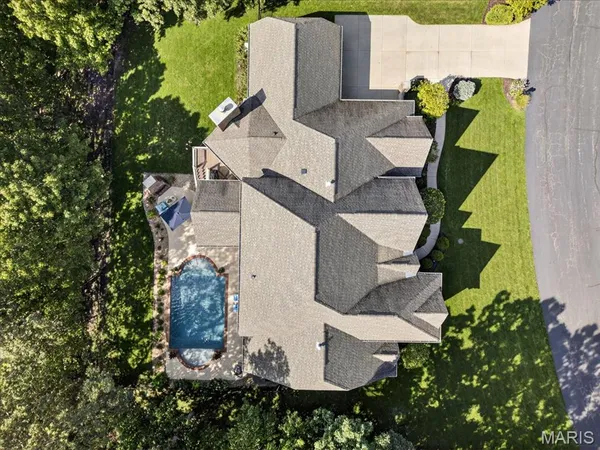 $1,525,000 | 49 Grand Meridien Frst Drive, Wildwood, MO 63005