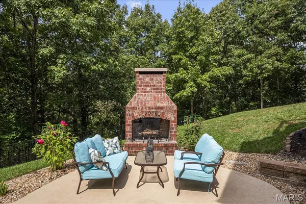 $1,525,000 | 49 Grand Meridien Frst Drive, Wildwood, MO 63005