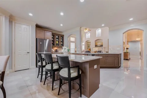 $900,000 | 1110 Lake Grayson Drive, Katy, TX 77494