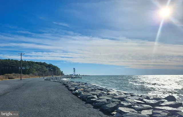 a view of a park with welcome board