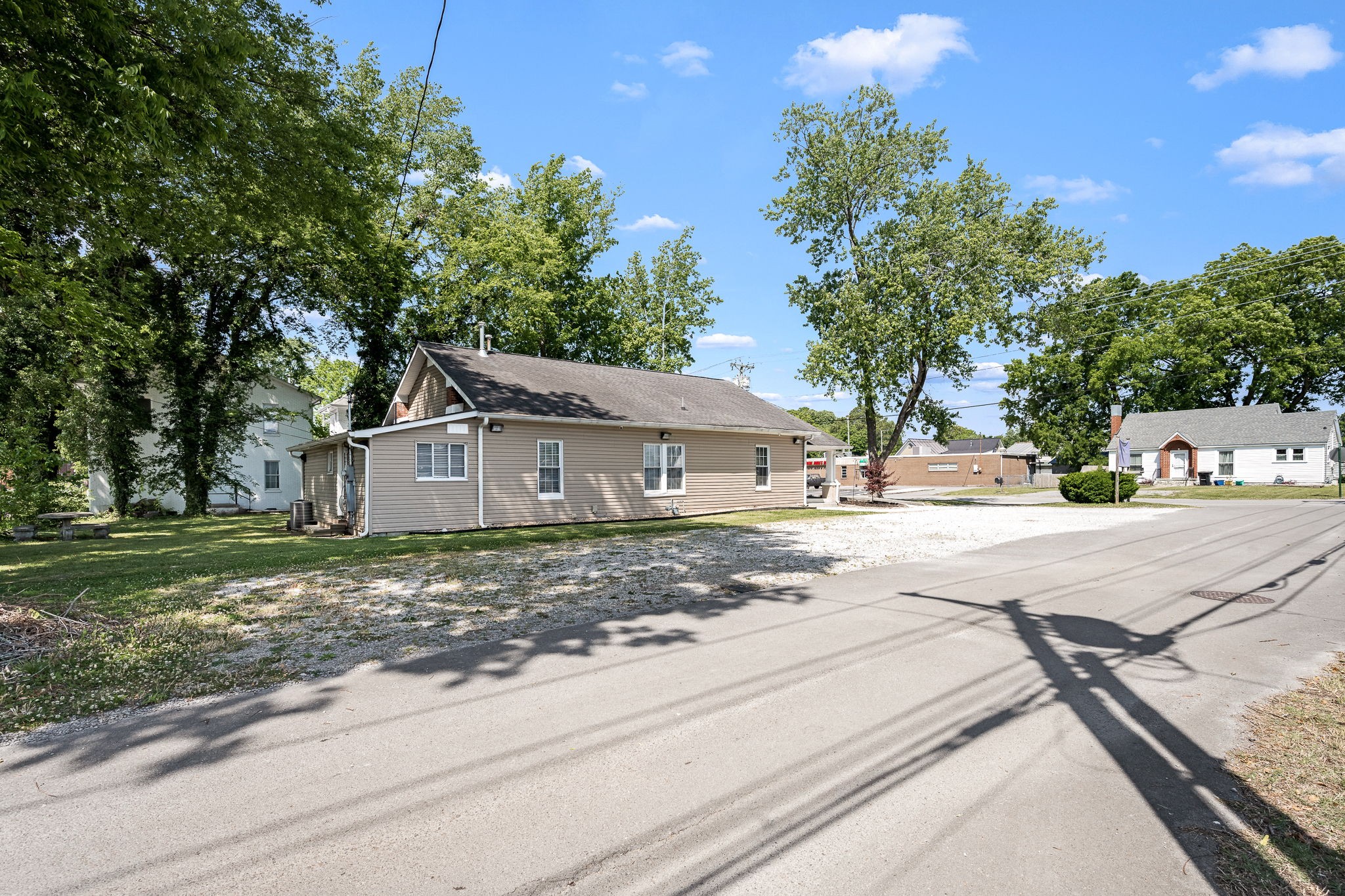 105 West Decherd Street Tullahoma, TN 37388 - Photo 47 of 56