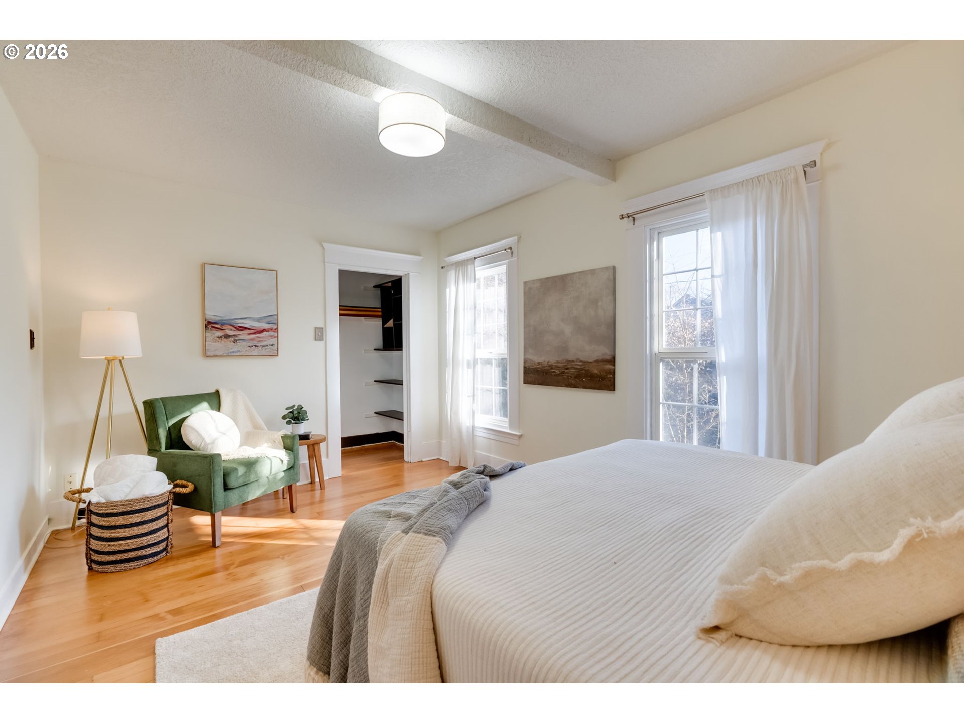 223 Southwest Whitaker Street Portland, OR 97239 - Photo 16 of 35