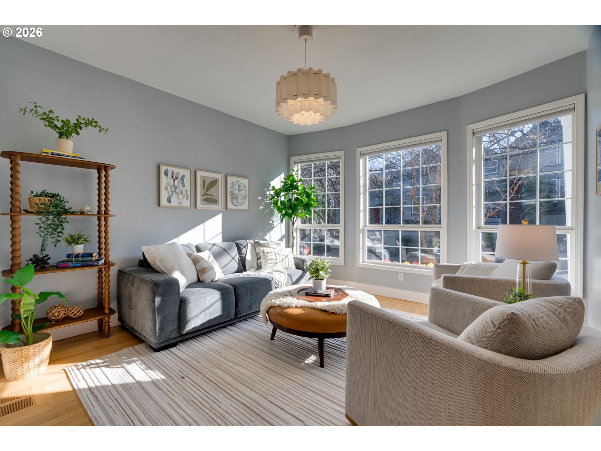 223 Southwest Whitaker Street Portland, OR 97239 - Photo 3 of 35