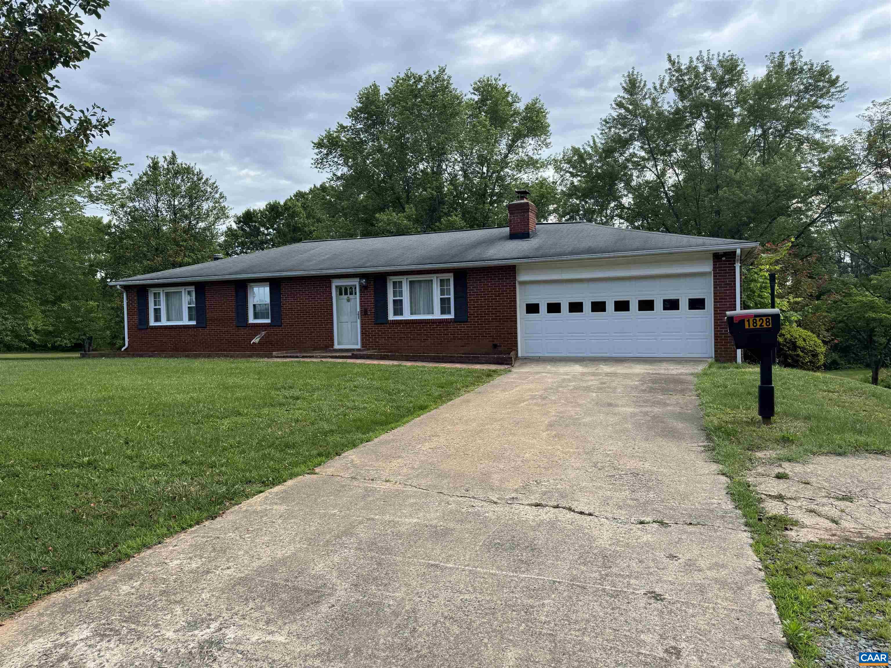 1828 Rising Sun Road Palmyra, VA 22963 - Photo 2 of 17