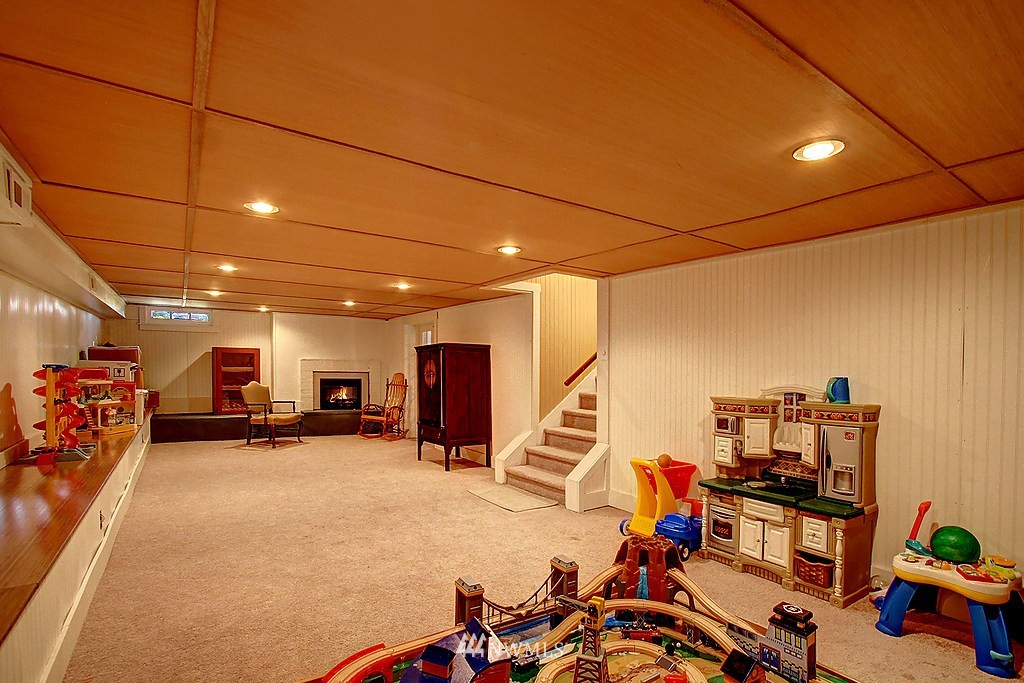 1232 Rucker Avenue Everett, WA 98201 - Photo 23 of 25